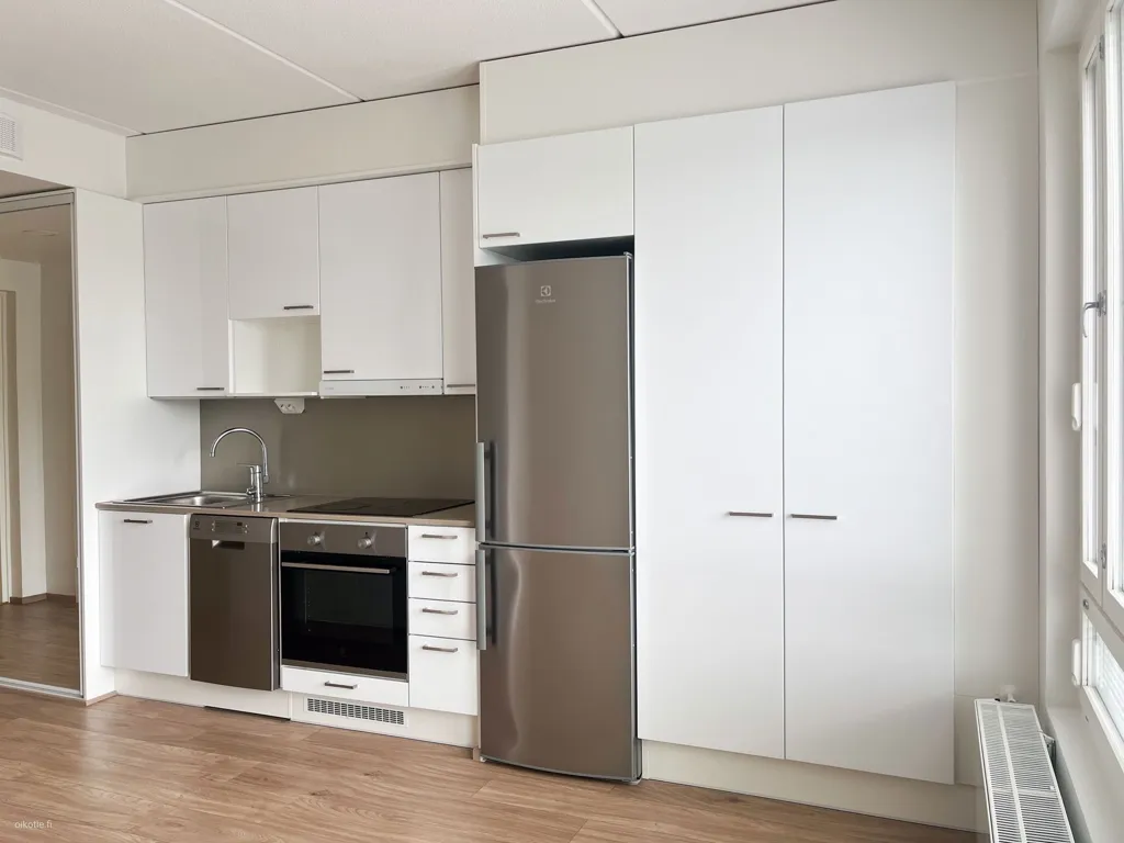 Cuisine - Modern Studio with Balcony in Turku's Pääskyvuori
