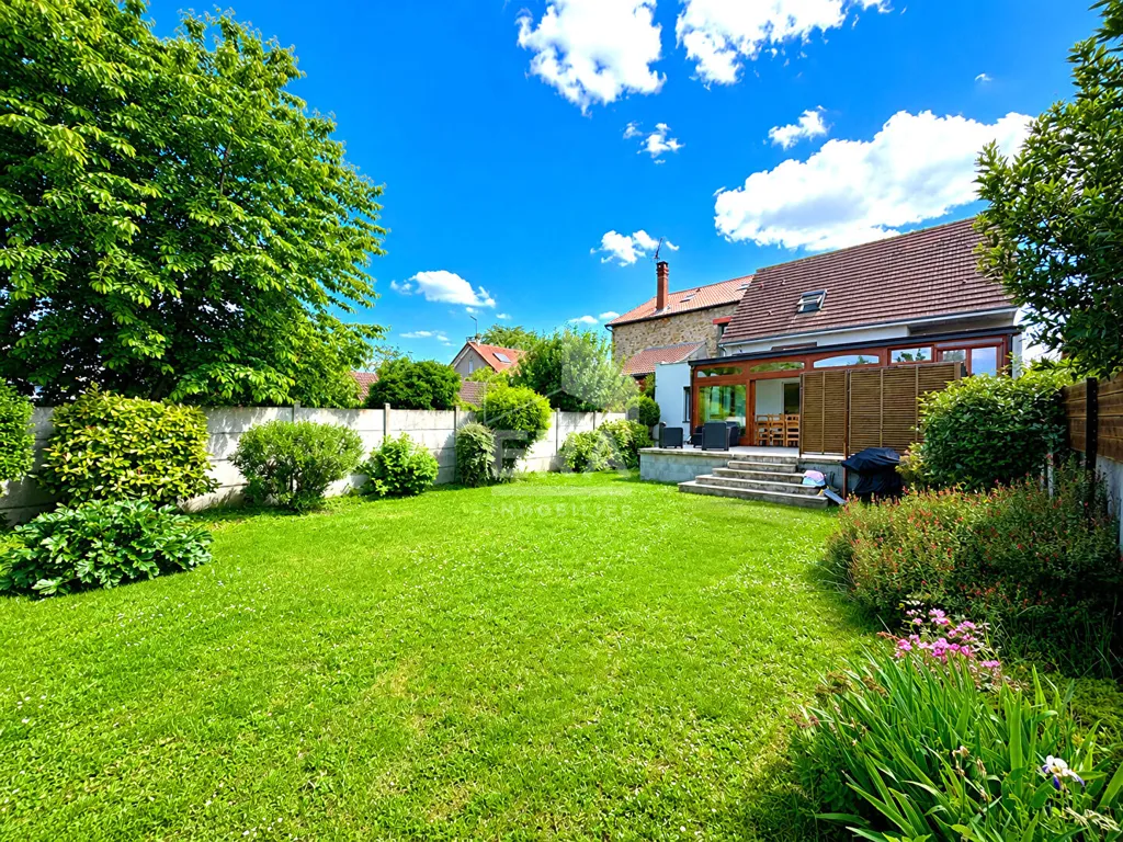 Jardin - Maison Rénovée avec Isolation Extérieure à Lardy
