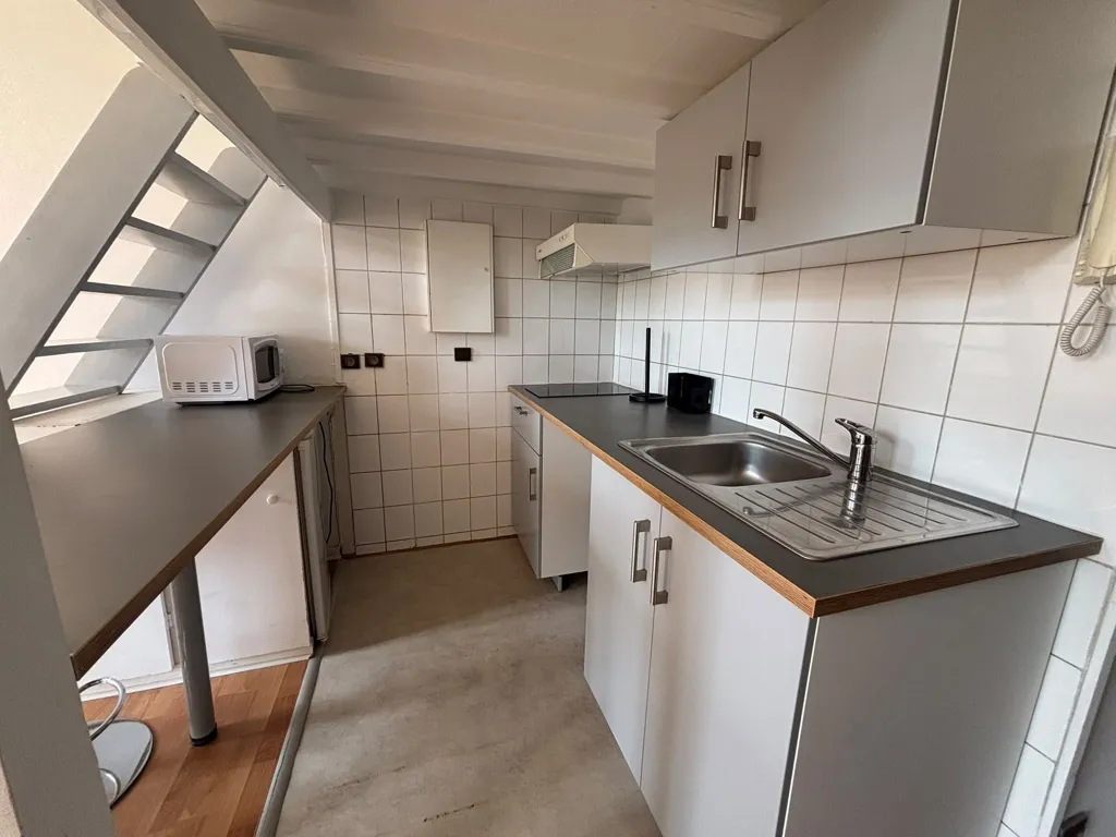 Köök - 1-Bedroom Flat with Balcony in Tarbes