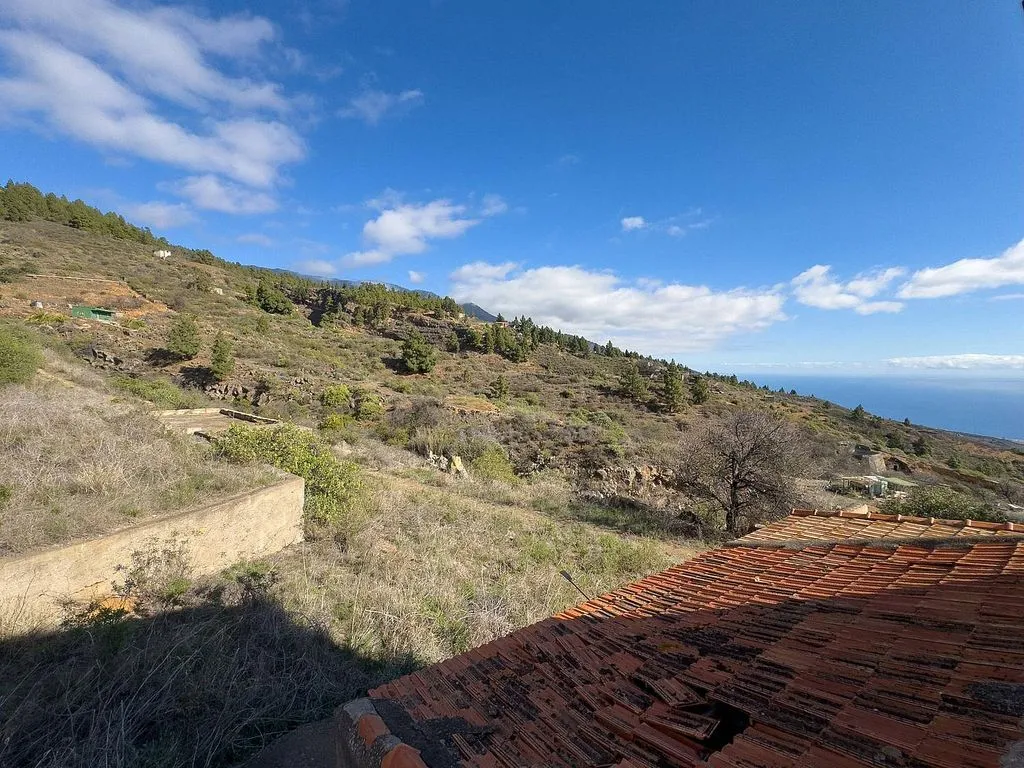 Terrass - Rustic Property with Restoration Potential in Arafo