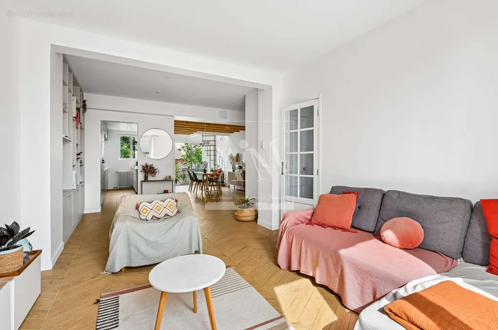 Maison 5 pièces à Nanterre