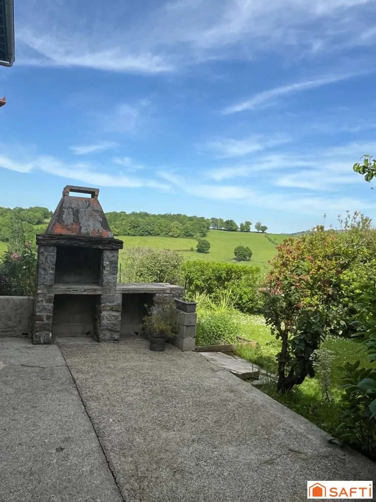 Terrasse - Maison de Charme avec Vue Montagne à Ostabat-Asme