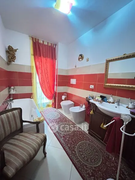 Salles de bain - Modern Apartment with Balcony in Potenza