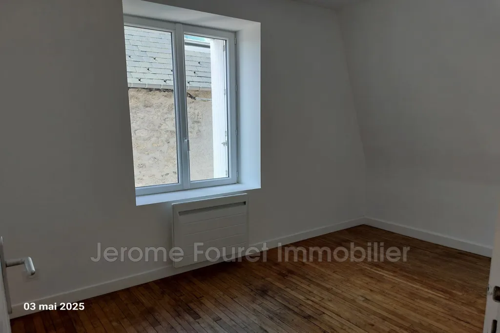 Pièces - Appartement Rénové 3 Pièces en Centre-Ville à Égletons