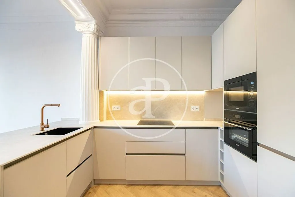 Cuisine - Contemporary Flat with Balcony in Eixample