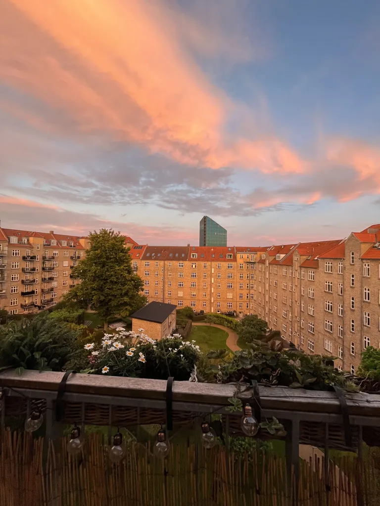 Rõdu - Two-Bedroom Flat with Balcony near Botanical Garden