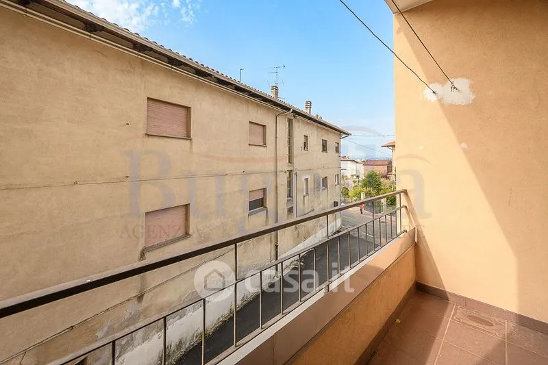 Balcon - Apartment with Balcony in Cossato
