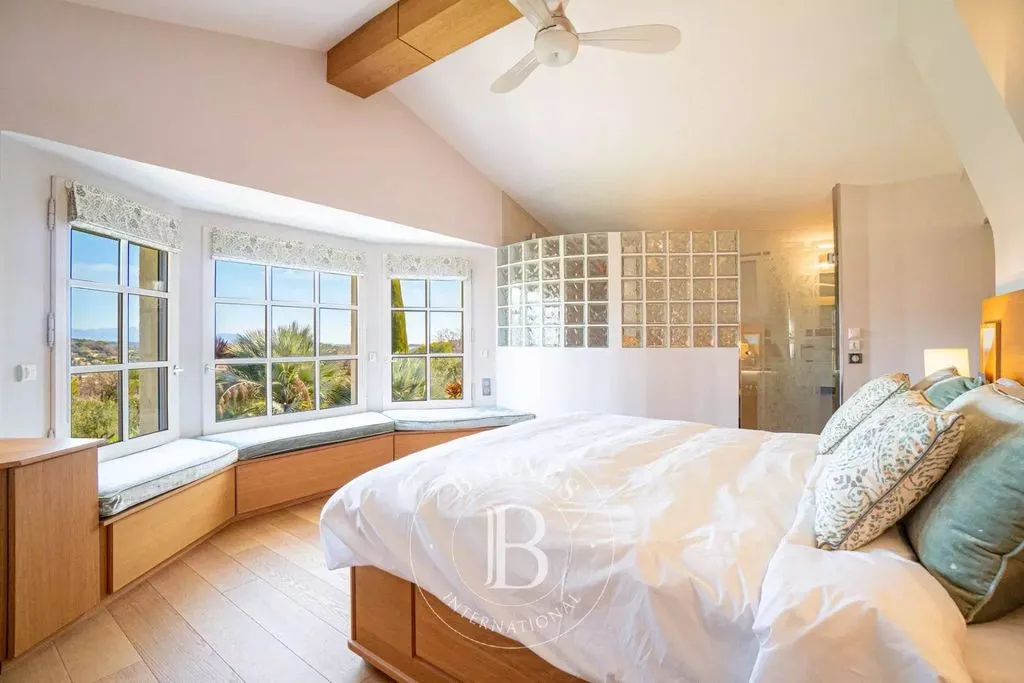 Magamistoad - Luxury Villa with Pool in Valbonne