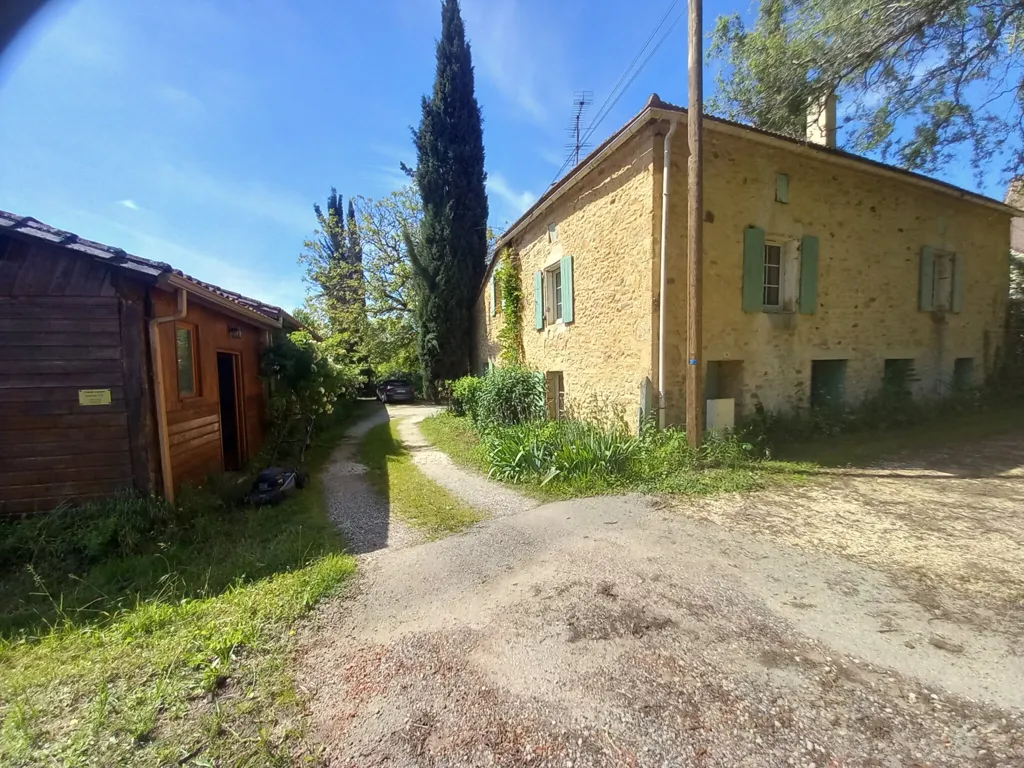 Extérieur - Corps de ferme en pierre avec piscine près de Sarlat