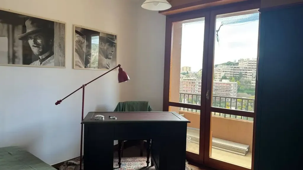 Studio - Multi-Level Apartment with Terrace in Messina