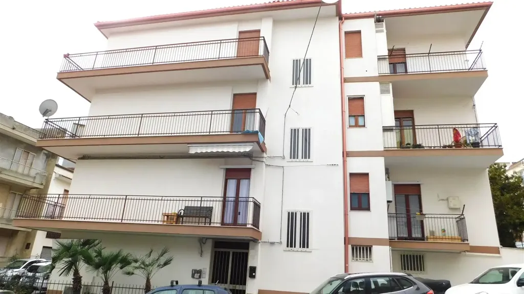 Välivaade - Spacious Apartment with Balconies in Ragusa