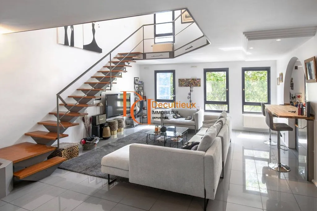 Elutuba - Luxury Duplex with River View in Lyon