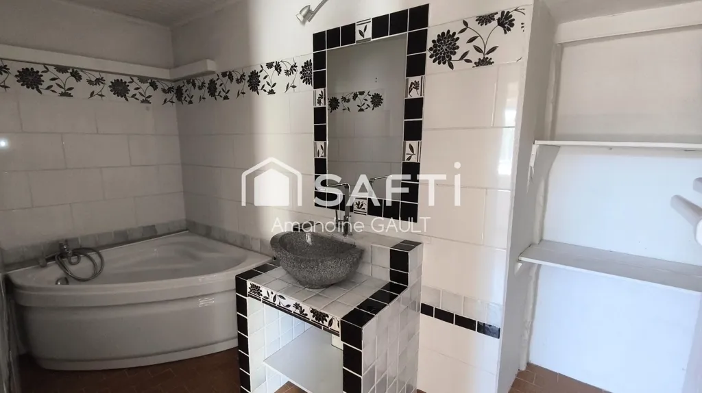 Salles de bain - Maison de Village au Calme avec Terrasse