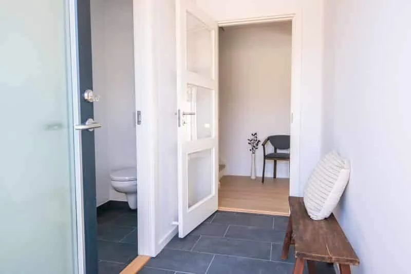Esik - 5-Bedroom Apartment with Garden in Agedrup