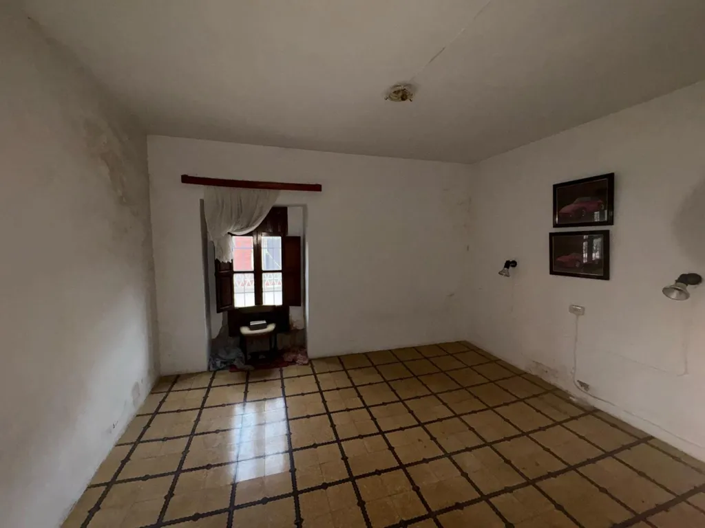 Toad - Traditional Townhouse with Patio in Orba