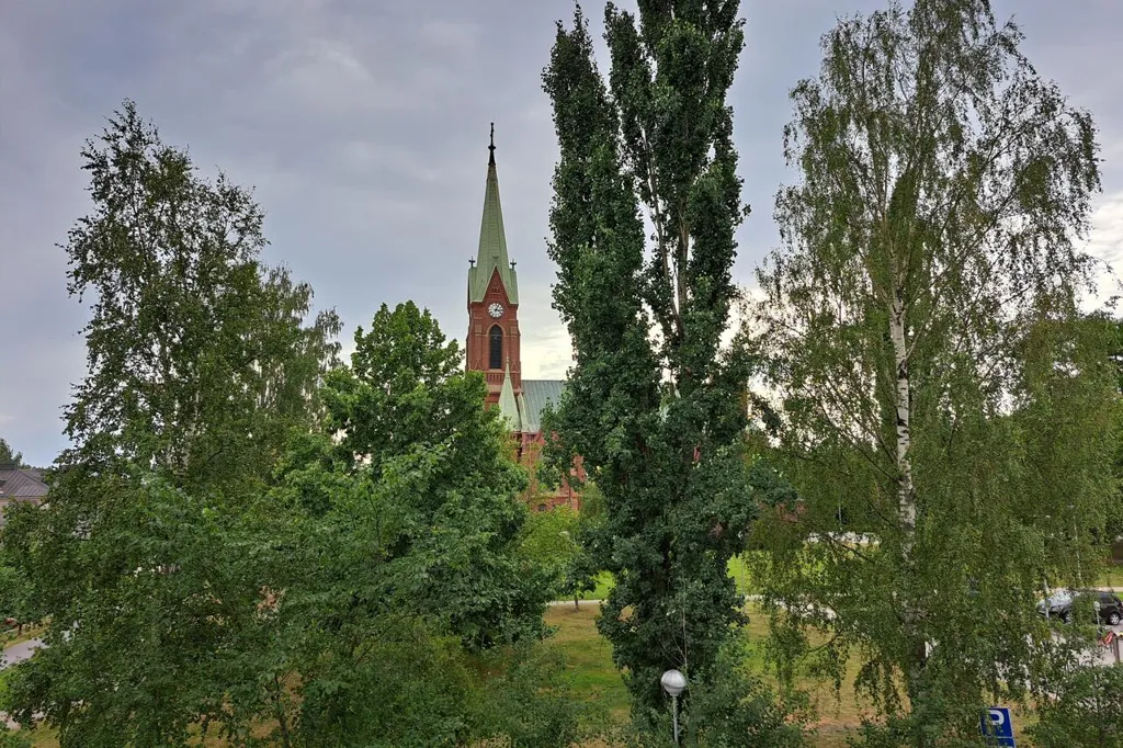 Bright Apartment with Balcony in Mikkeli Centre