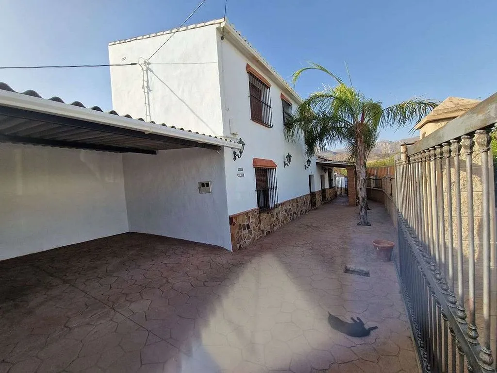 Garden - Chalet with Pool in Álora