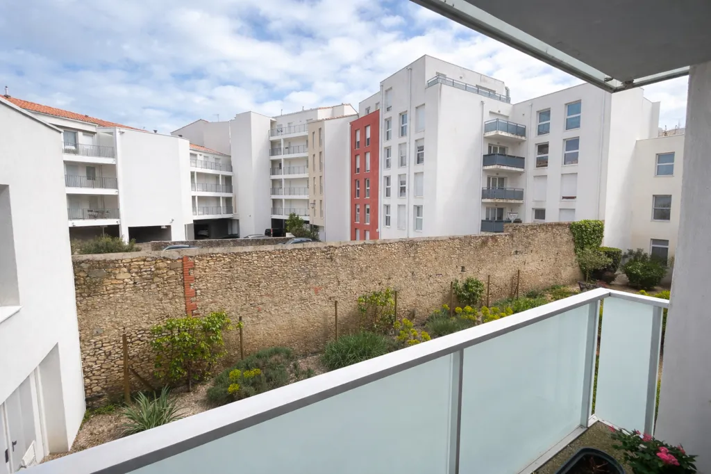 Rõdu - 2-Bedroom Apartment with Terrace in Challans Centre