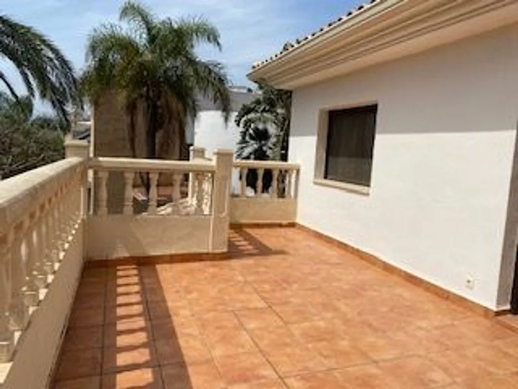 Terrasse - Chalet with Sea View and Pool in Cap Blanc, Cullera