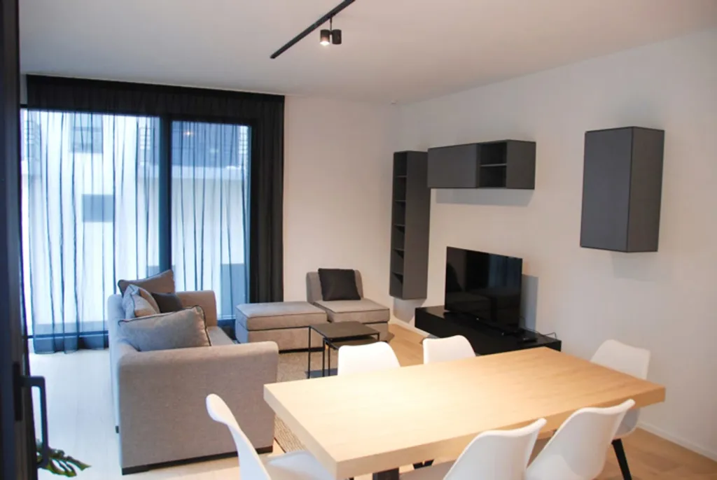 Sala da pranzo - Furnished Flat with Terrace in Genval