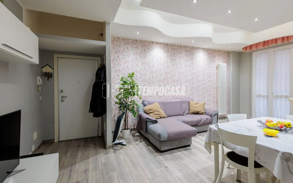 Söögituba - Renovated Triplex with Cellar in Parma