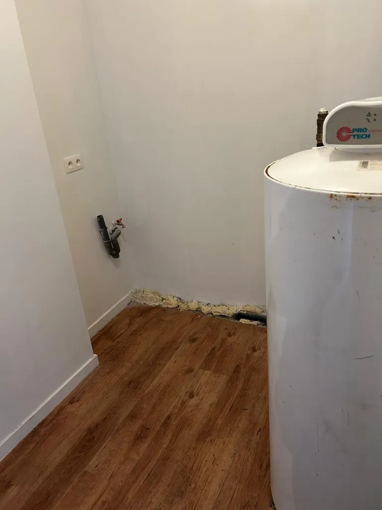 Pesuköök - Spacious 3-Bedroom Apartment with Terrace in Central Location