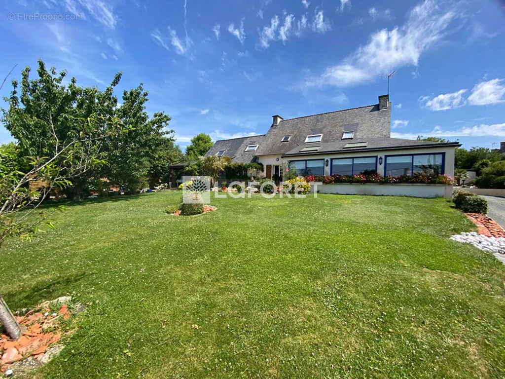 Jardin - Maison avec Jacuzzi et Vue sur Trieux à Paimpol