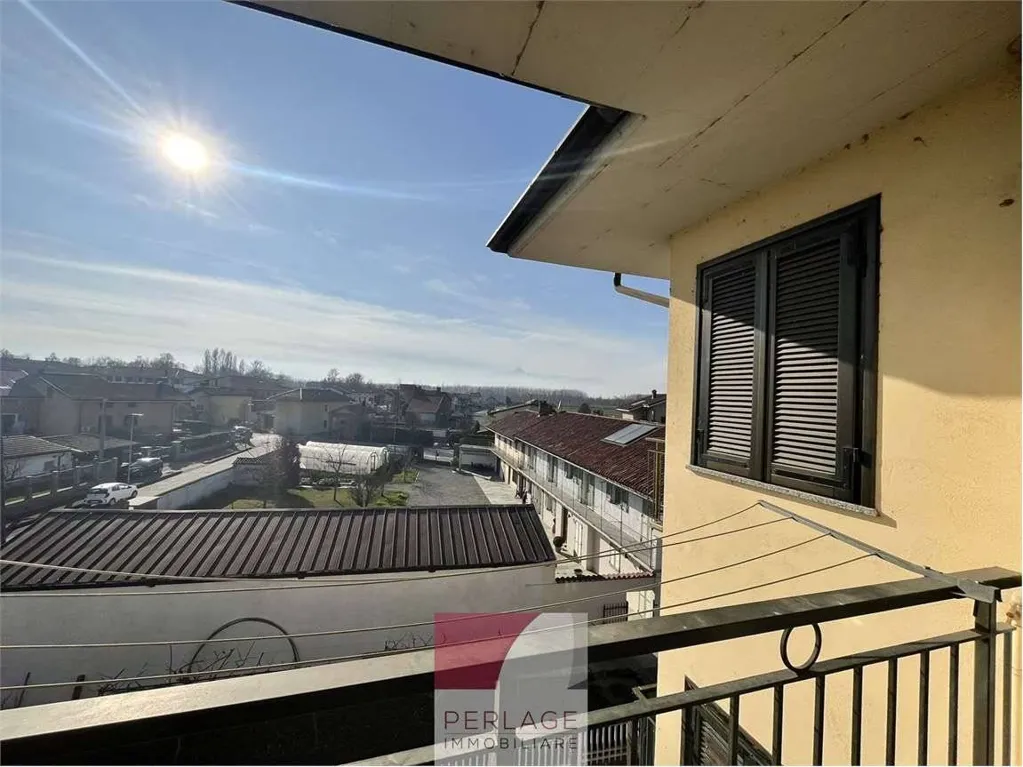 Balcony - Apartment with Panoramic View in Cavallermaggiore