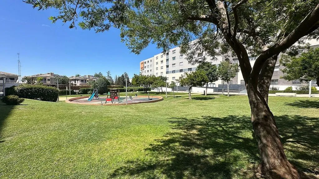 Apartment with Pool in Alhendín