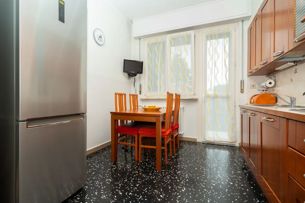 Köök - Apartment with Balcony in Torino, Vallette Lucento