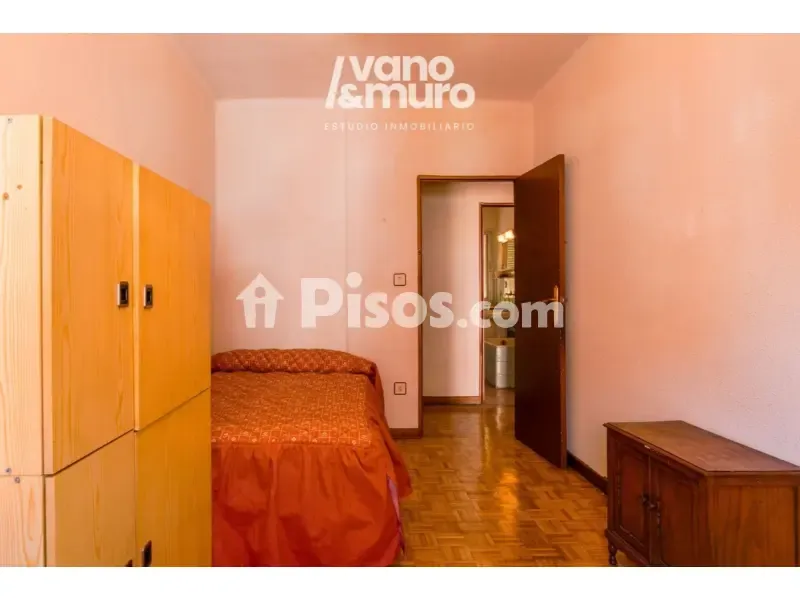 Camere da letto - Flat for Renovation with Balcony in Salamanca
