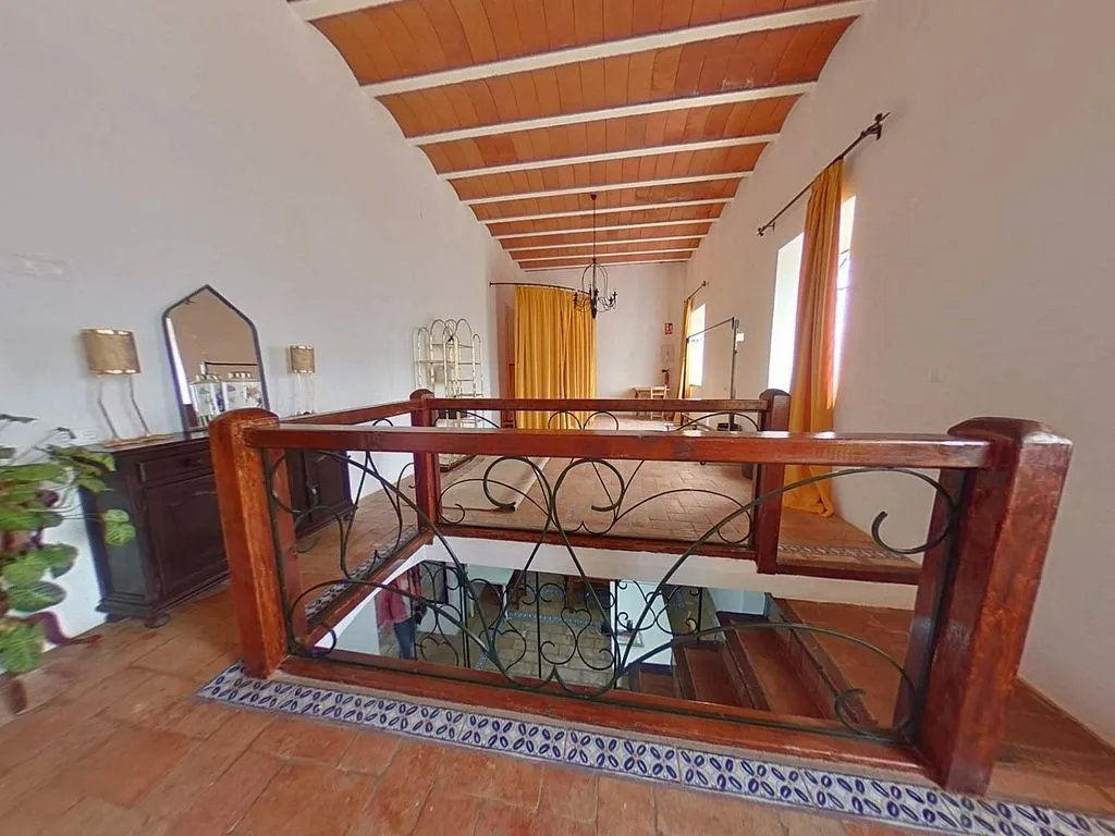 Ingresso - Historic Palatial Chalet with Terrace in Posadas