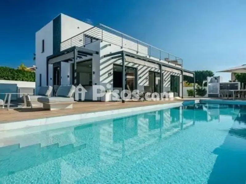 Piscine - Modern Villa with Panoramic Views in Calpe