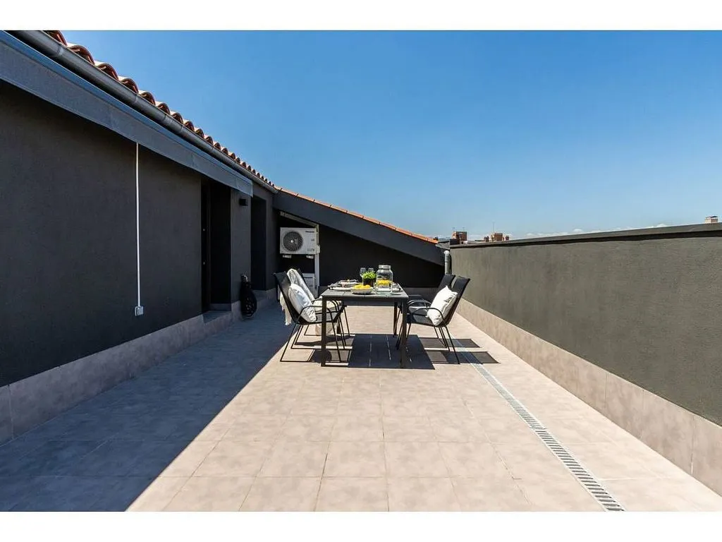 Terrass - Duplex with Terrace in Vallparadís