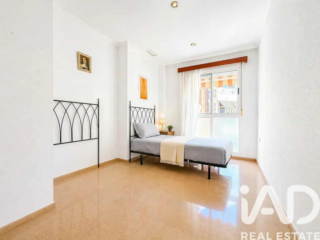 Magamistoad - Spacious Flat with Garage in Abarán