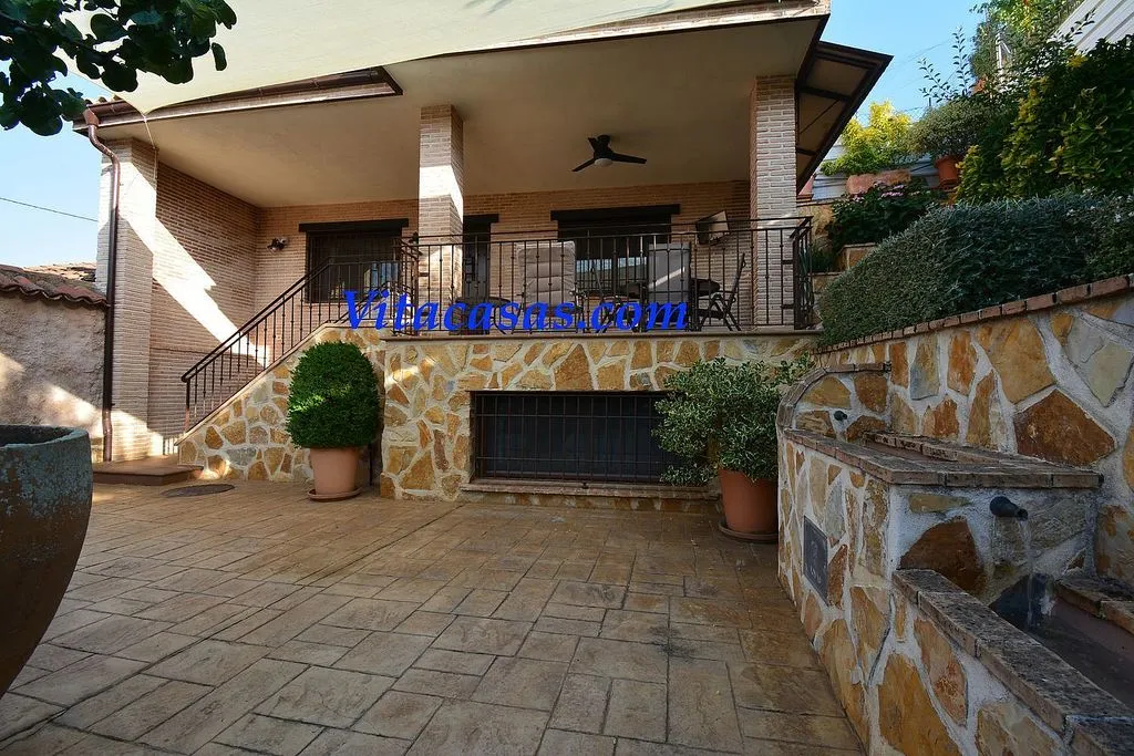 Terrass - Rustic Chalet with Pool in Robledillo de Mohernando
