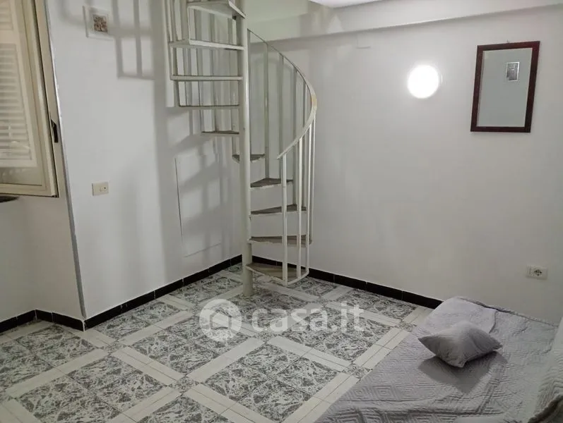 Magamistoad - Furnished Flat with Balcony in Naples