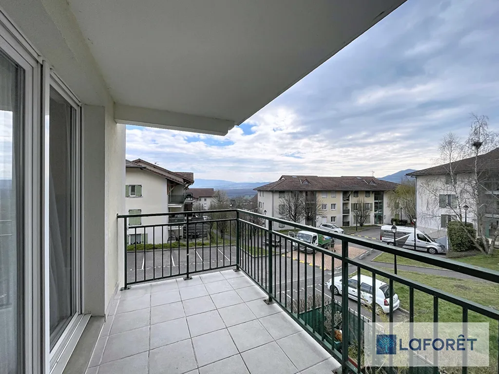 Rõdu - Furnished Flat with Balcony in Collonges