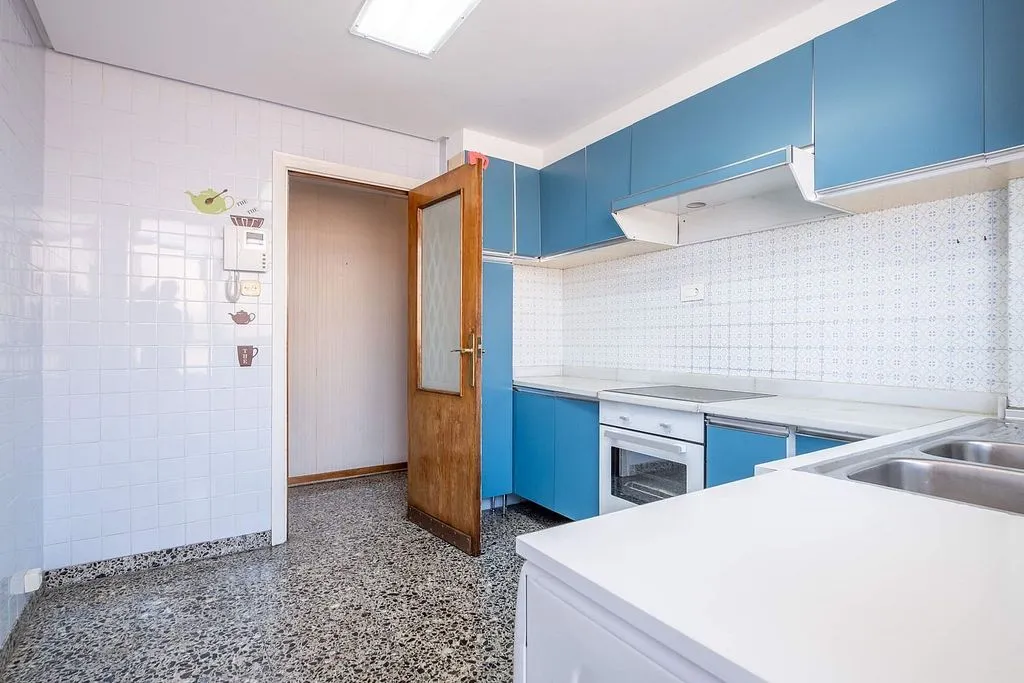 Cuisine - Apartment with Balcony and Views in Zaragoza