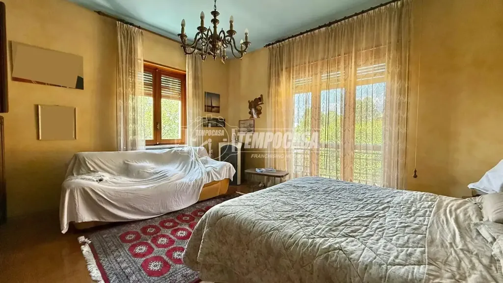 Magamistoad - Bifamiliar Villa with Garden in Ciriè