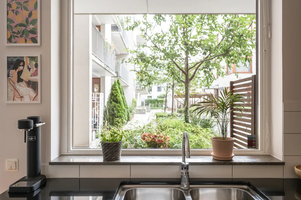 Cuisine - Seafront Apartment with Garden in Söder