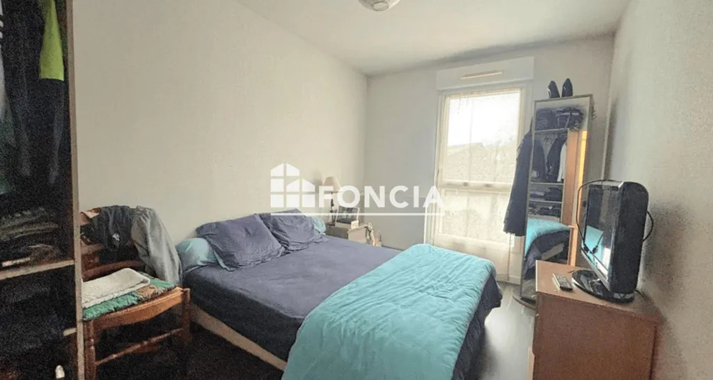 Chambres - Appartement T3 avec Balcon dans Résidence Sécurisée à Lons