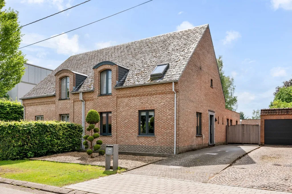 Extérieur - Bâtiment Semi-ouvert Rénové avec Piscine à Berlaar