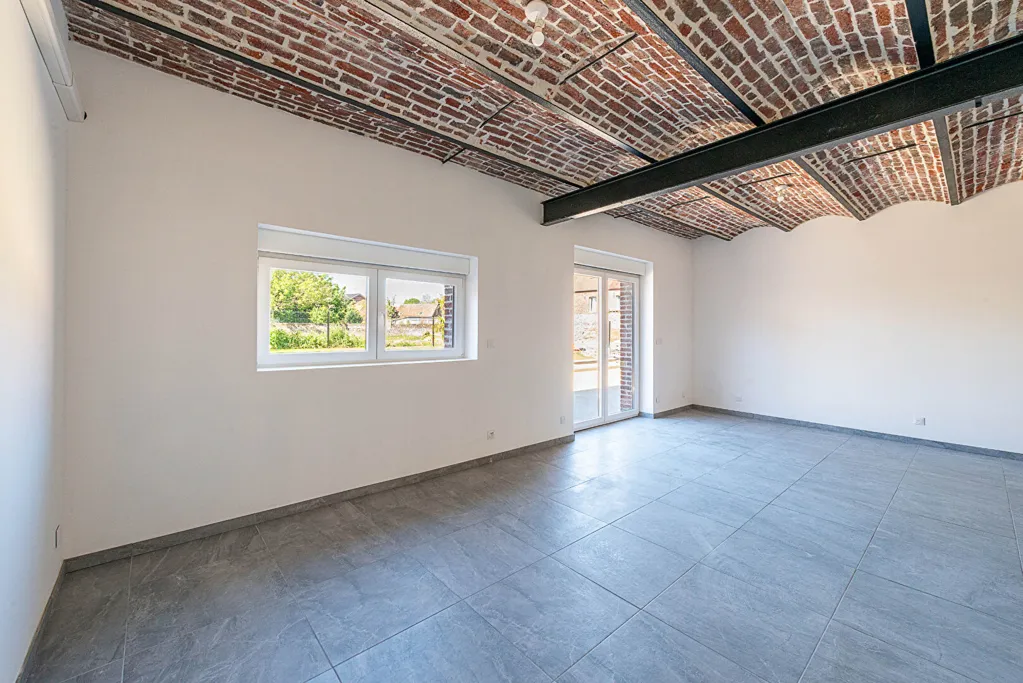 Pièces - Maison de Caractère avec Terrasse à Onnaing