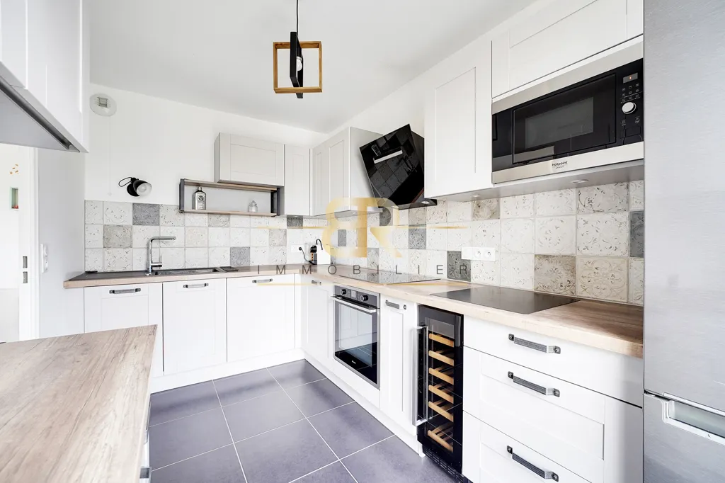 Cuisine - Appartement Traversant avec Vue Seine à Maisons-Alfort