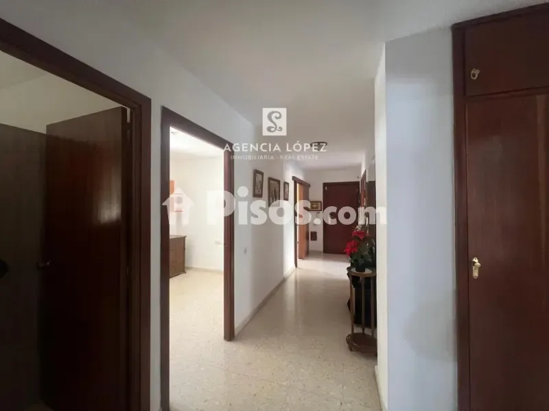 Esik - Apartment with Sea View in City Centre