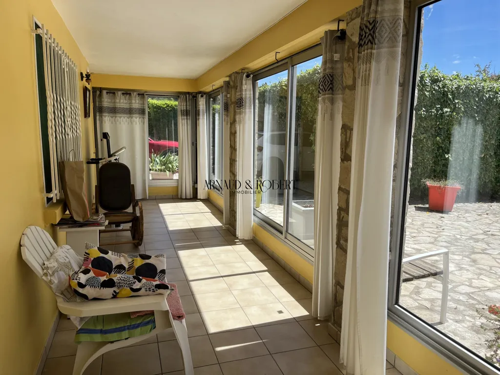 Terrasse - Villa avec Piscine à Savasse