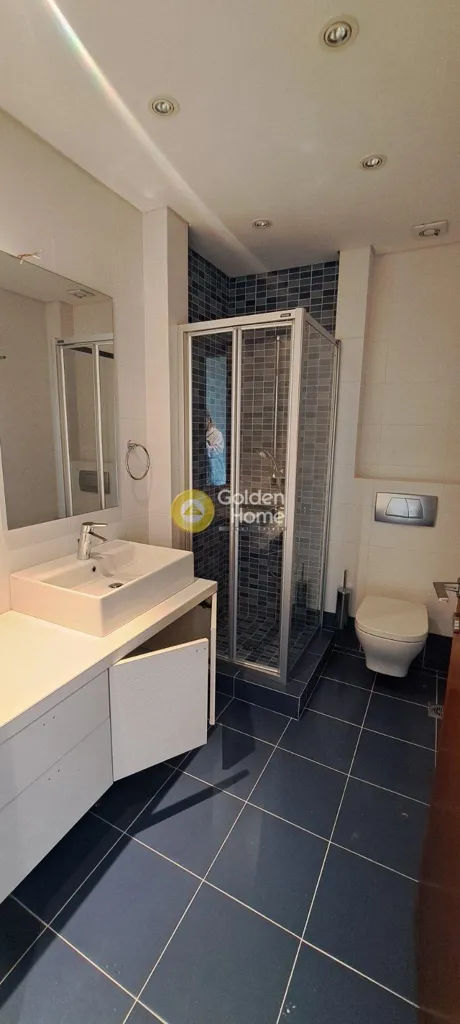 4-room house in GR