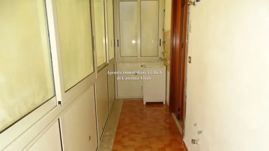 Recibidor - 3-Bedroom Apartment with Balcony in Villabate