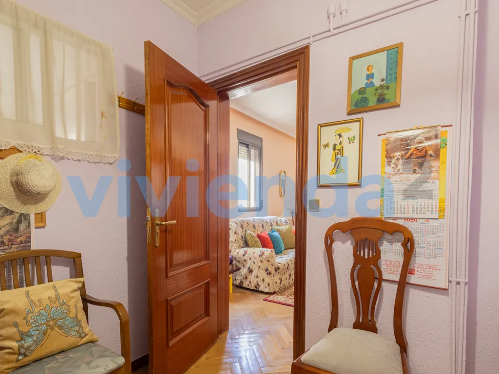 Esik - Palace Flat with Terrace in Calle Campomanes